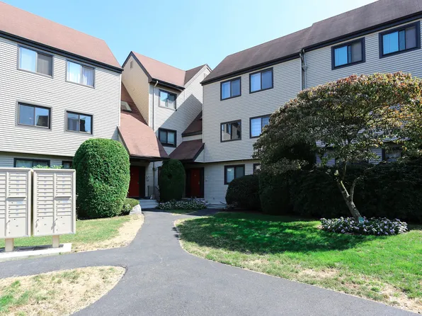 3 Seir Hill Road APT D4, Norwalk, CT 06850