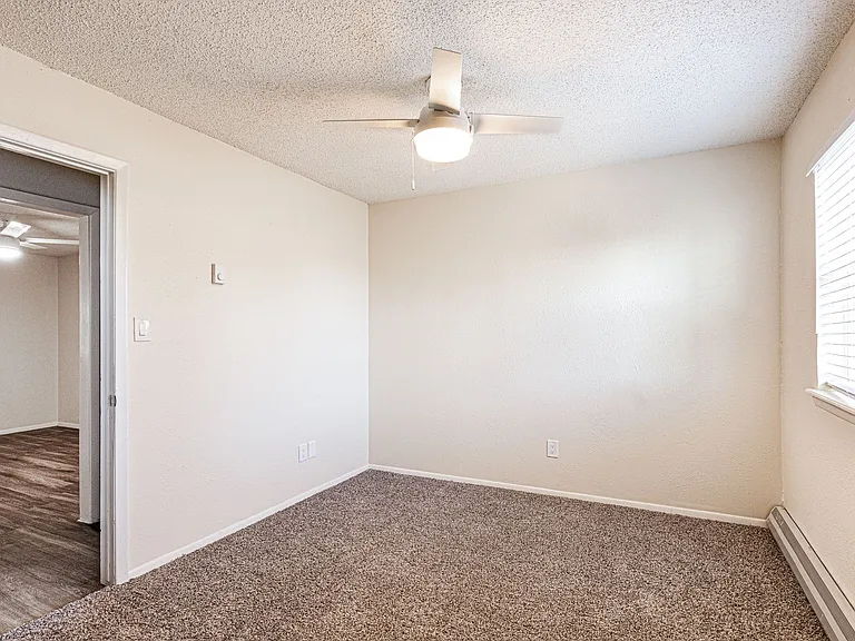 You will love this updated 1 bed, 1 bath! — Photo 13