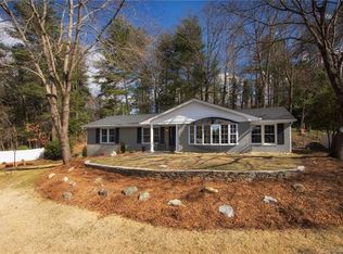 10 E Baird Mountain Rd, Asheville, NC 28804