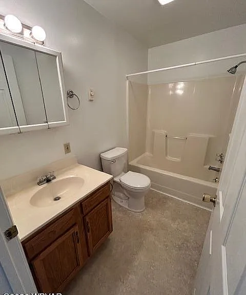 75 Rockey Ln #4 — Photo 8