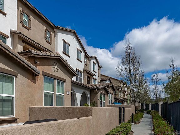 2nd image of 40944 Lacroix Ave