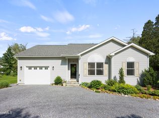 22 Luce Rd, Williamstown, MA 01267
