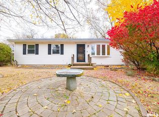 232 Briargate Rd, Washington, IL 61571