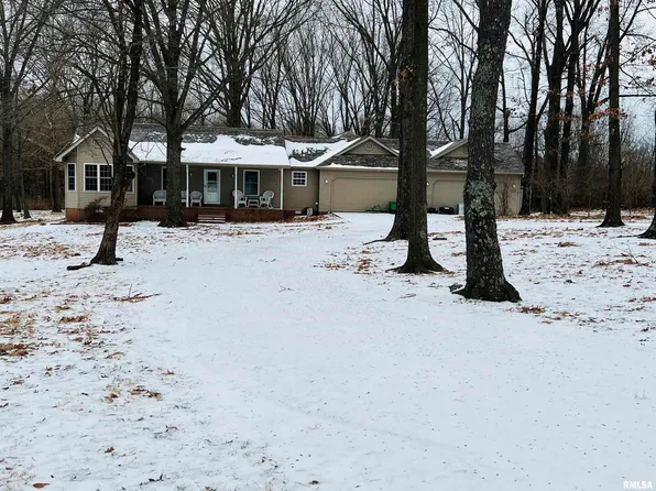 650 Old Broughton Rd, Eldorado, IL 62930