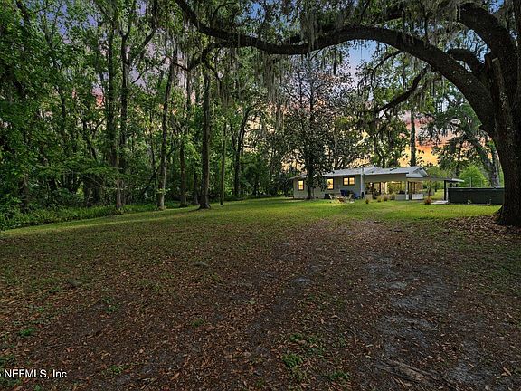 3rd image of 7145 STATE ROAD 207