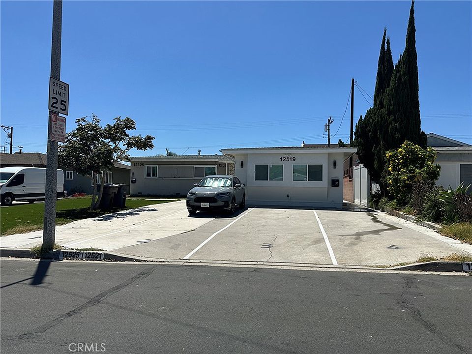 1st image of 12521 Aristocrat Ave