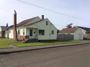 1316 5th St, Tillamook, OR 97141