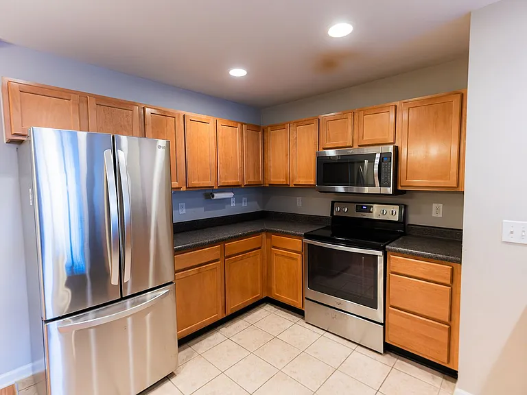 3712 Cotswold Ave #B — Photo 5