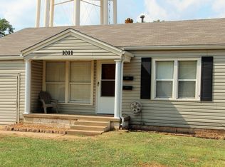 1011 E Edwards St, Edmond, OK 73034