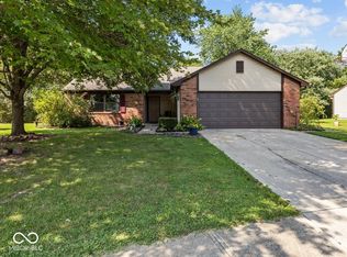 206 Rolling Ridge Rd, Shelbyville, IN 46176