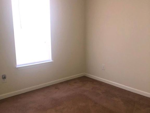 5th image of 1747 Longshadow Dr