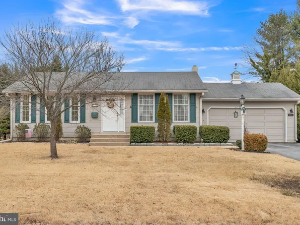 116 Locust St, Newtown Square, PA 19073