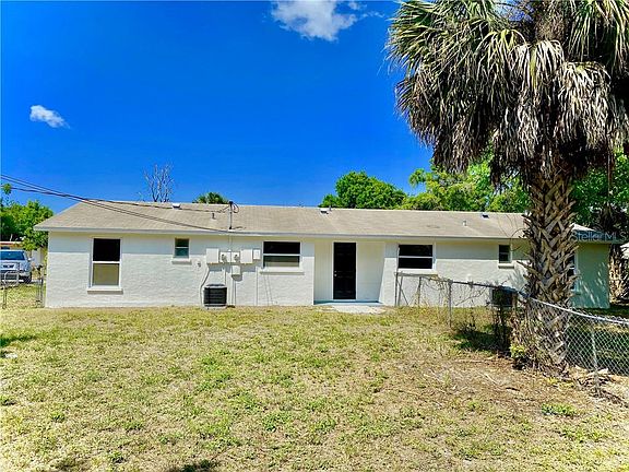 5th image of 212 60th Avenue Dr W