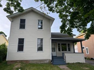 53 Prentice St, Lockport, NY 14094