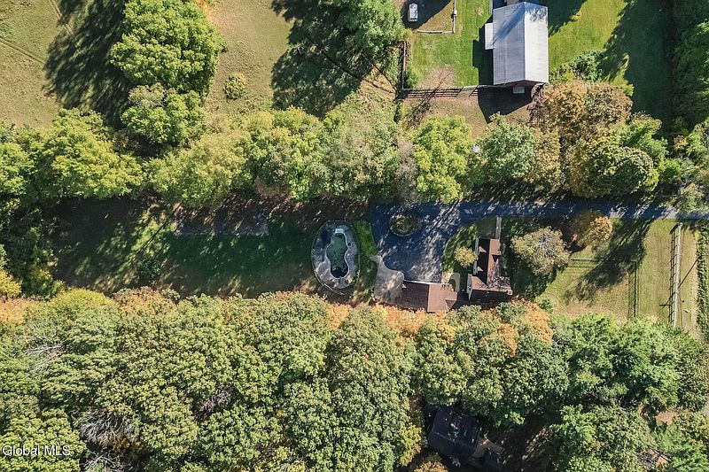 3rd image of 62 Wilton Road