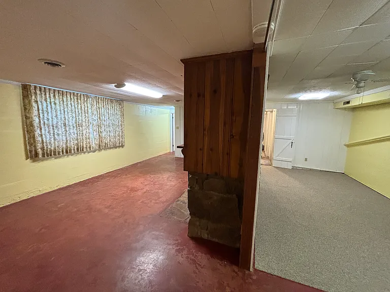 823 S Blakely St — Photo 23