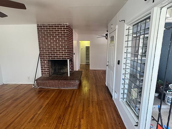 4th image of 853 Merlin Dr #1