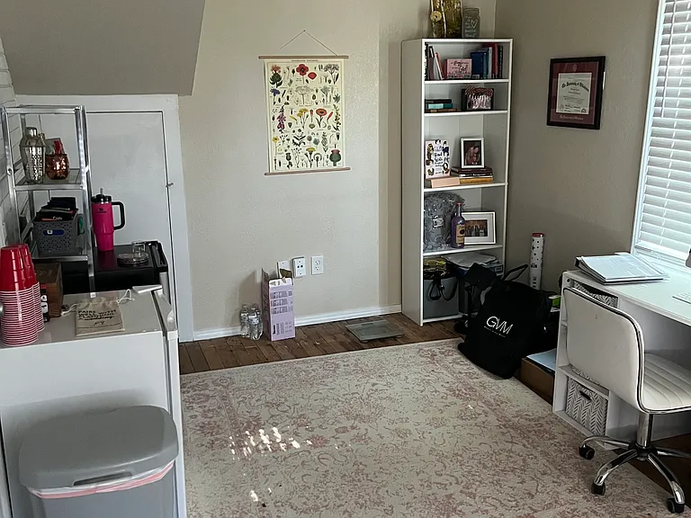 Back room behind kitchen, use for office, guest room, study, etc.