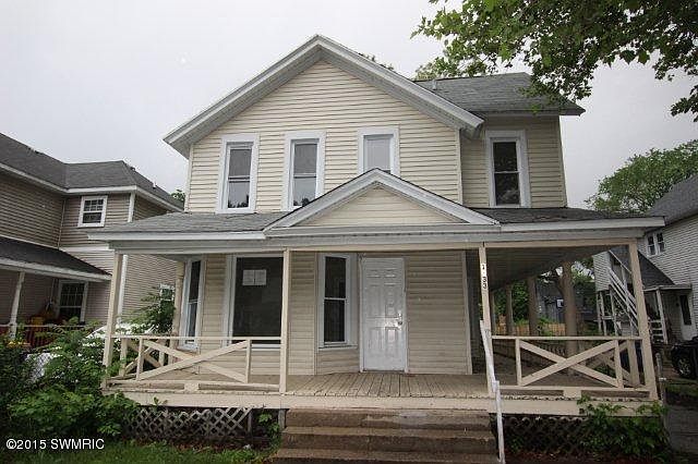 1st image of 1033 Cass Ave SE