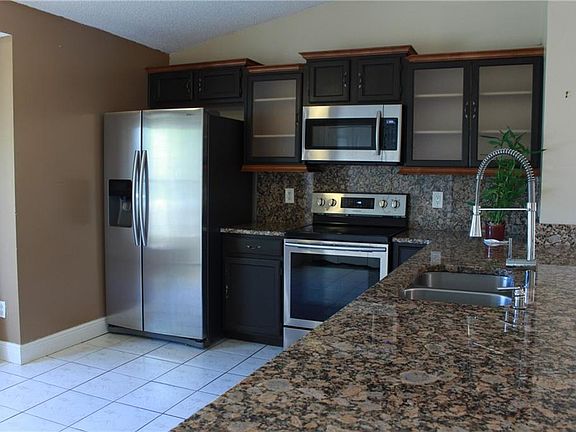 2nd image of 4011 Caban Ct