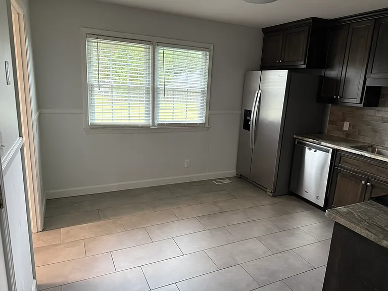45 W South St — Photo 9