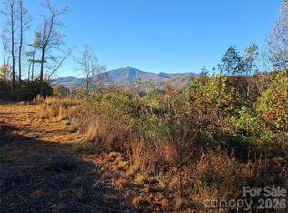 1 River Rd #1, Burnsville, NC 28714