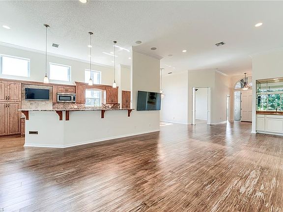 5th image of 19321 Northbridge WAY