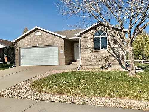 2597 Turquoise St Photo 1