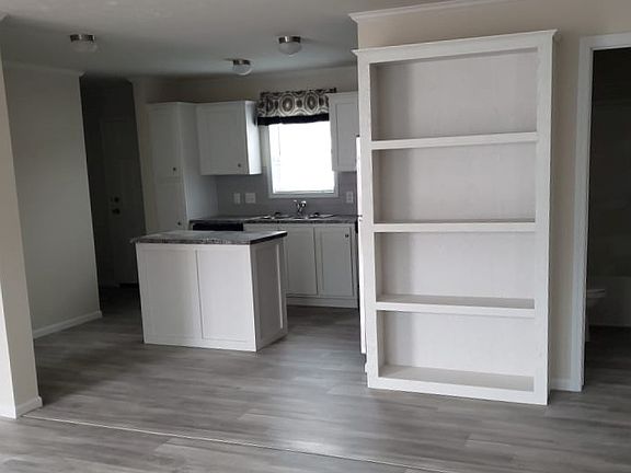 4th image of 38000 Le Chateau Blvd #536