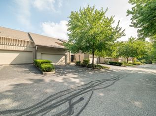 5751 Som Center Rd #5751, Solon, OH 44139