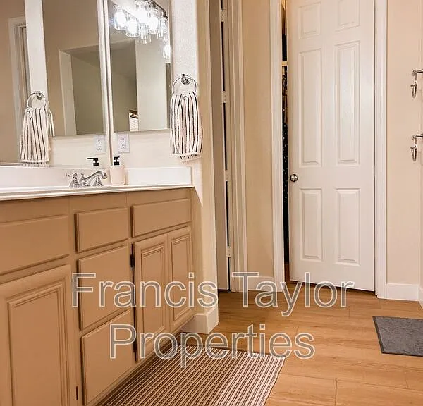 27027 Sunningdale Way — Photo 16