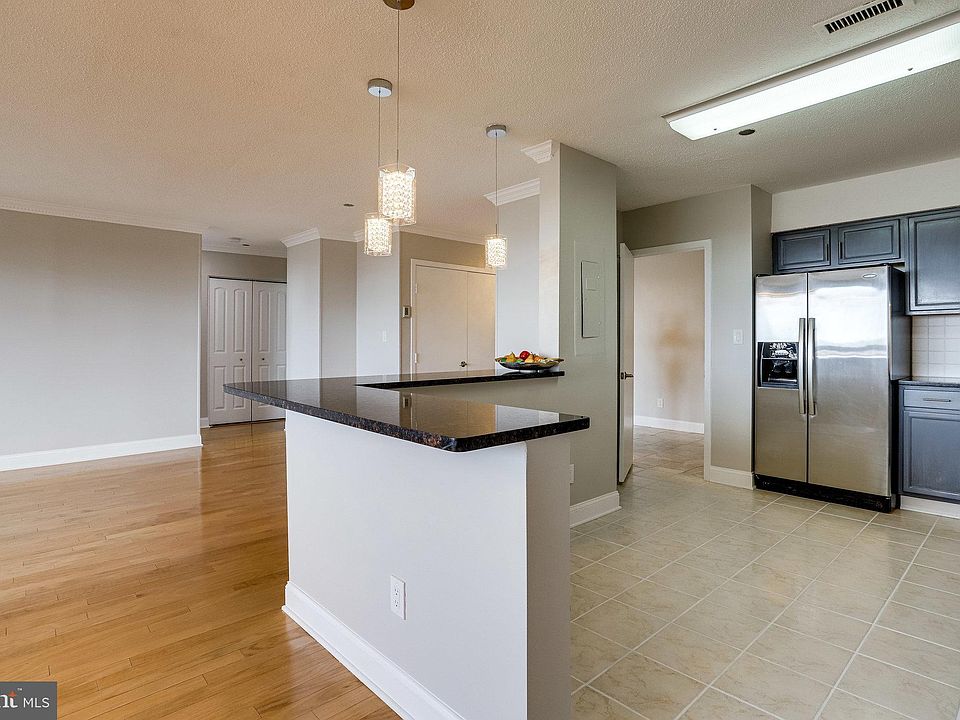 1st image of 3713 S George Mason Dr APT 1713
