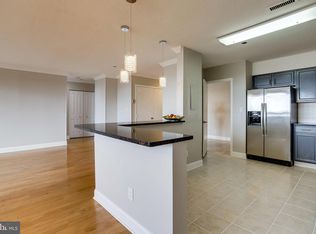 3713 S George Mason Dr APT 1713, Falls Church, VA 22041