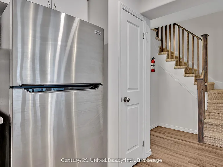 1630 Hetherington Dr #4 — Photo 12