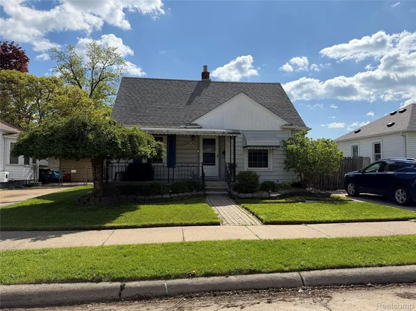 28120 Oneil St, Roseville, MI 48066