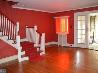 906 N 65th St, Philadelphia, PA 19151