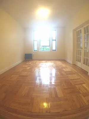 Rented by Bohemia Realty Group | media 2