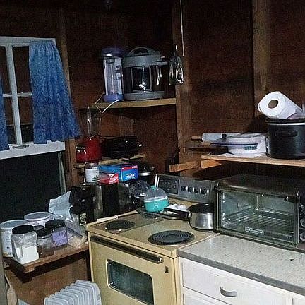 Kitchen area