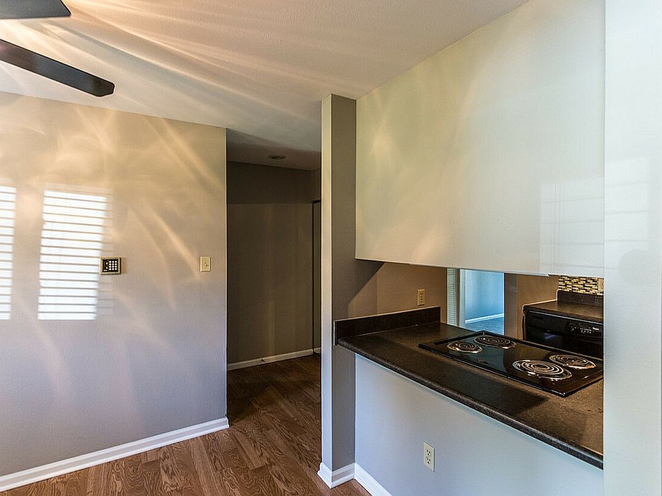 2 Bed, 2 Bath