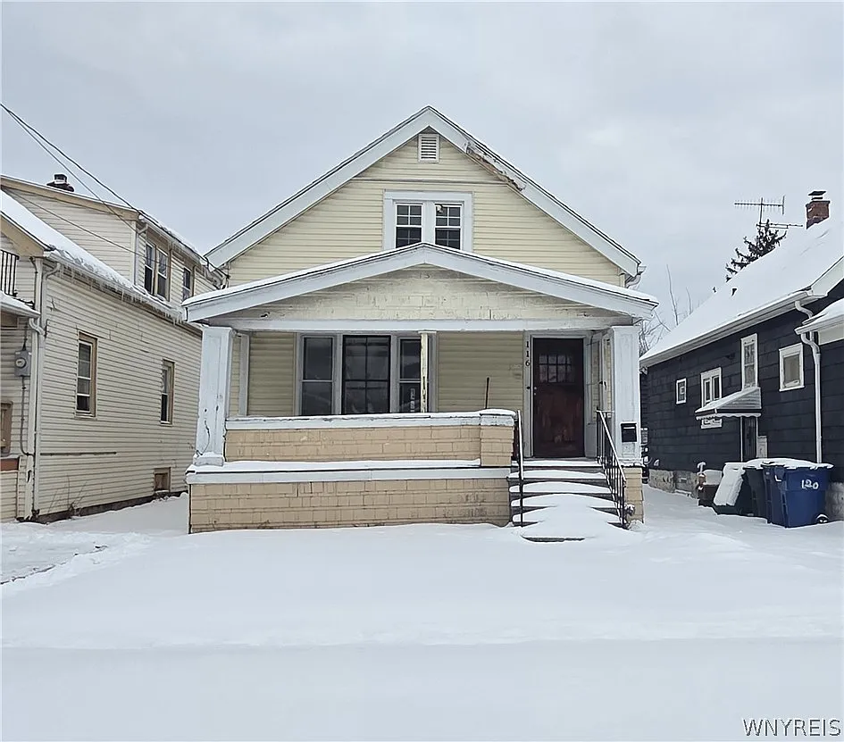 116 Davidson Ave photo 1