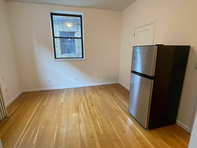 3121 29th St #1H — Photo 3