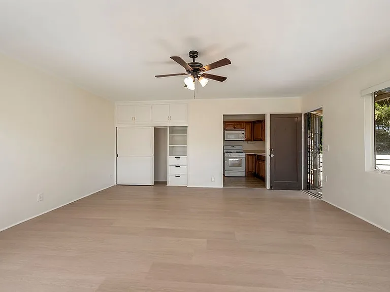 4735 Valencia Dr #1/2 — Photo 4