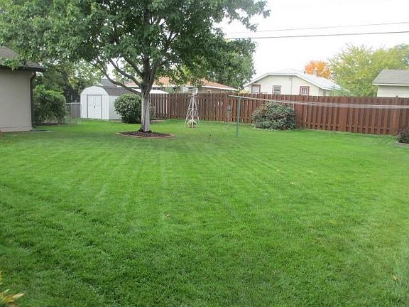 Another view of the backyard.