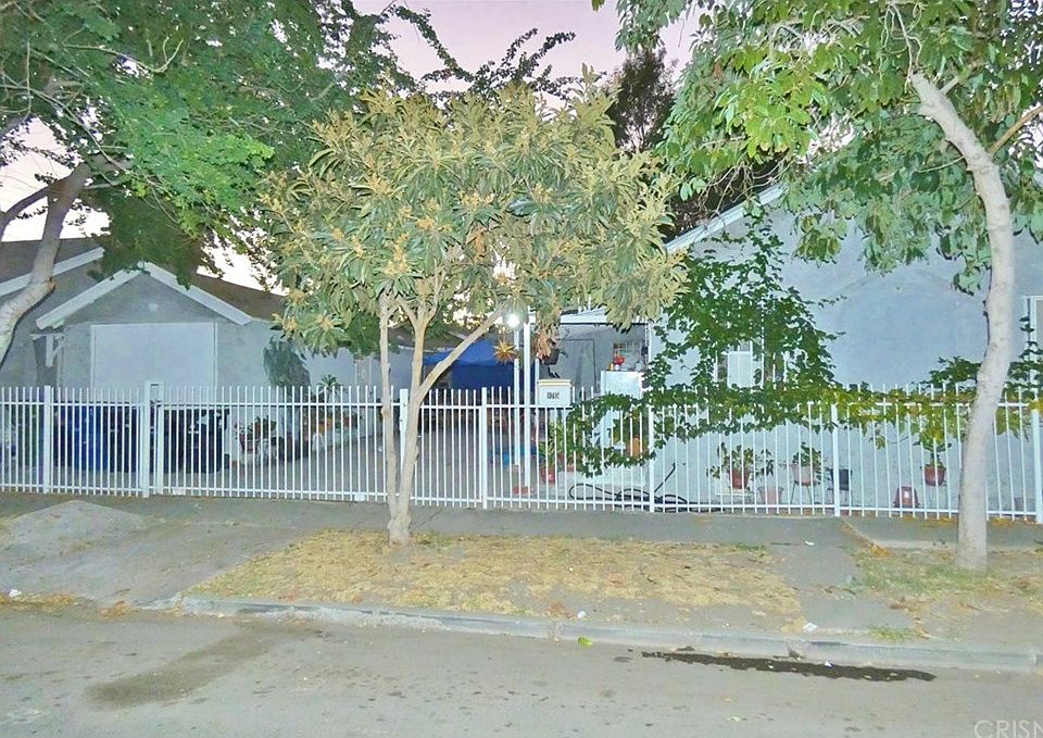 1st image of 9715 McKinley Ave