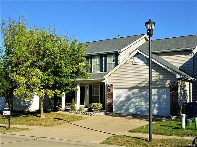 1st image of 46 Rivermeadows Dr