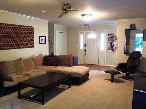 3rd image of 4374 Bonaparte Dr