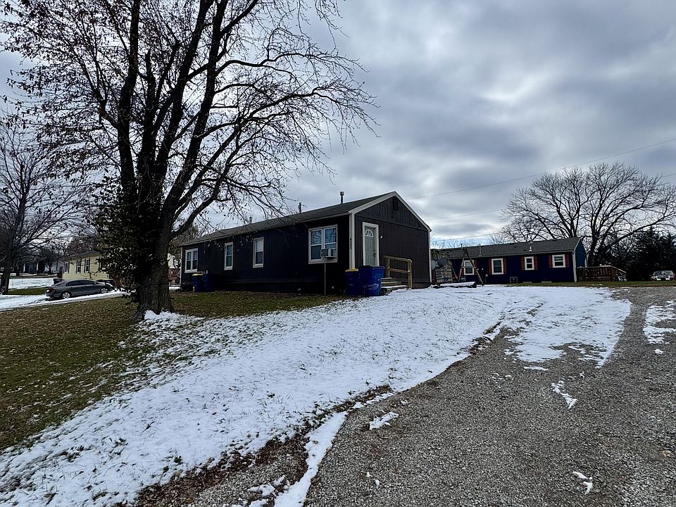 1st image of 8200 Oak Dr