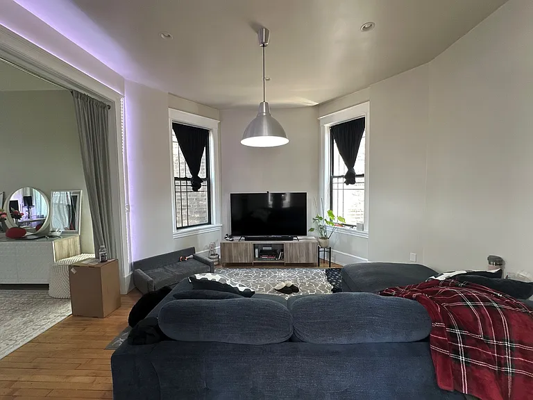 2533 W Cortez St #3 — Photo 3