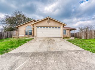 7747 Painted Ridge Dr, San Antonio, TX 78239