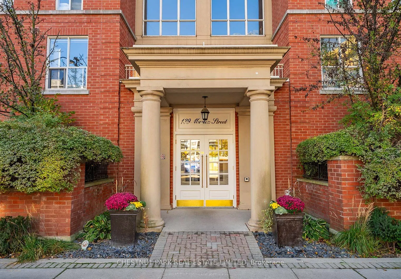 139 Merton St — Photo 4
